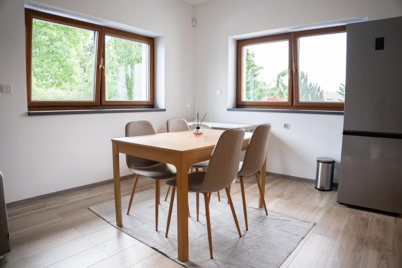 The Dante Villa Apartments Prague Exterior photo